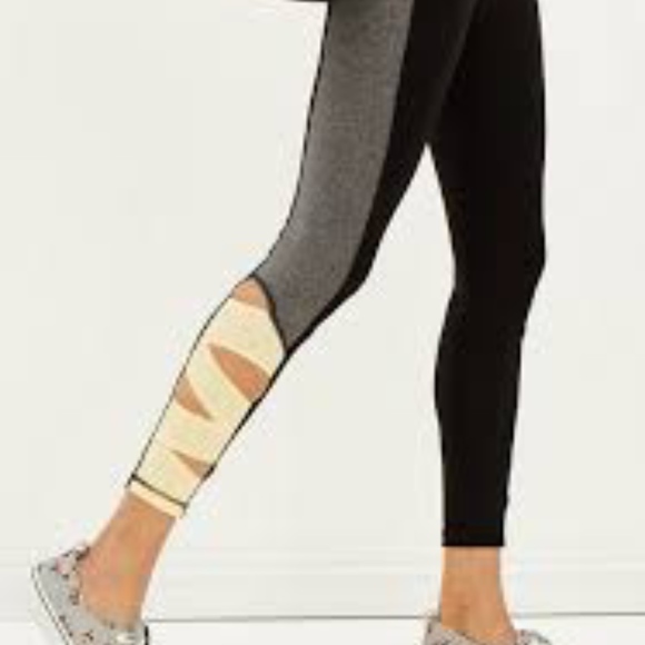 Maurices in motion leggings Clearance